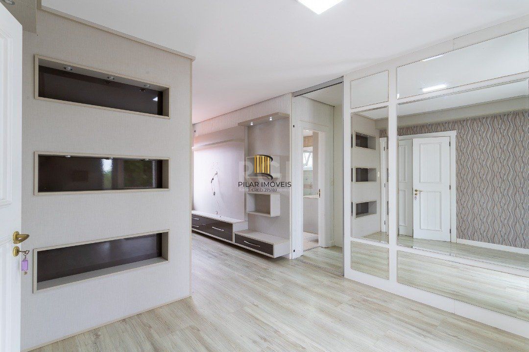 Casa Condominio para Venda - 348m², 3 dormitórios, sendo 1 suites, 2 vagas - Terra Ville