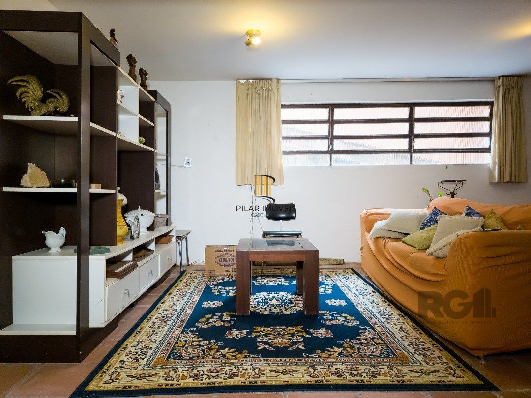 Casa 4 dormitórios no bairro Teresópolis