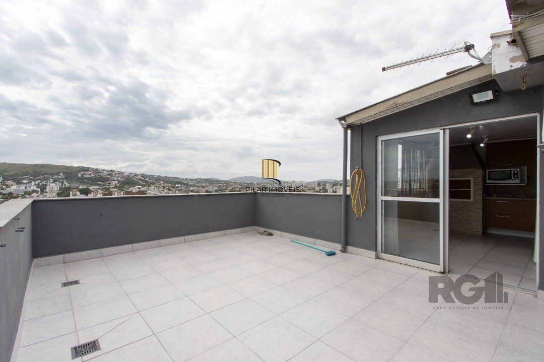 Cobertura 2 quartos, 2 banheiros, 1 vaga, terraço, elevador, condomínio com infra, Bairro Cristal