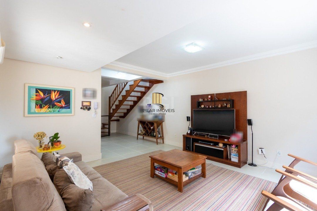 Casa Condominio para Venda - 102.9m², 3 dormitórios, sendo 1 suites, 2 vagas - Camaquã