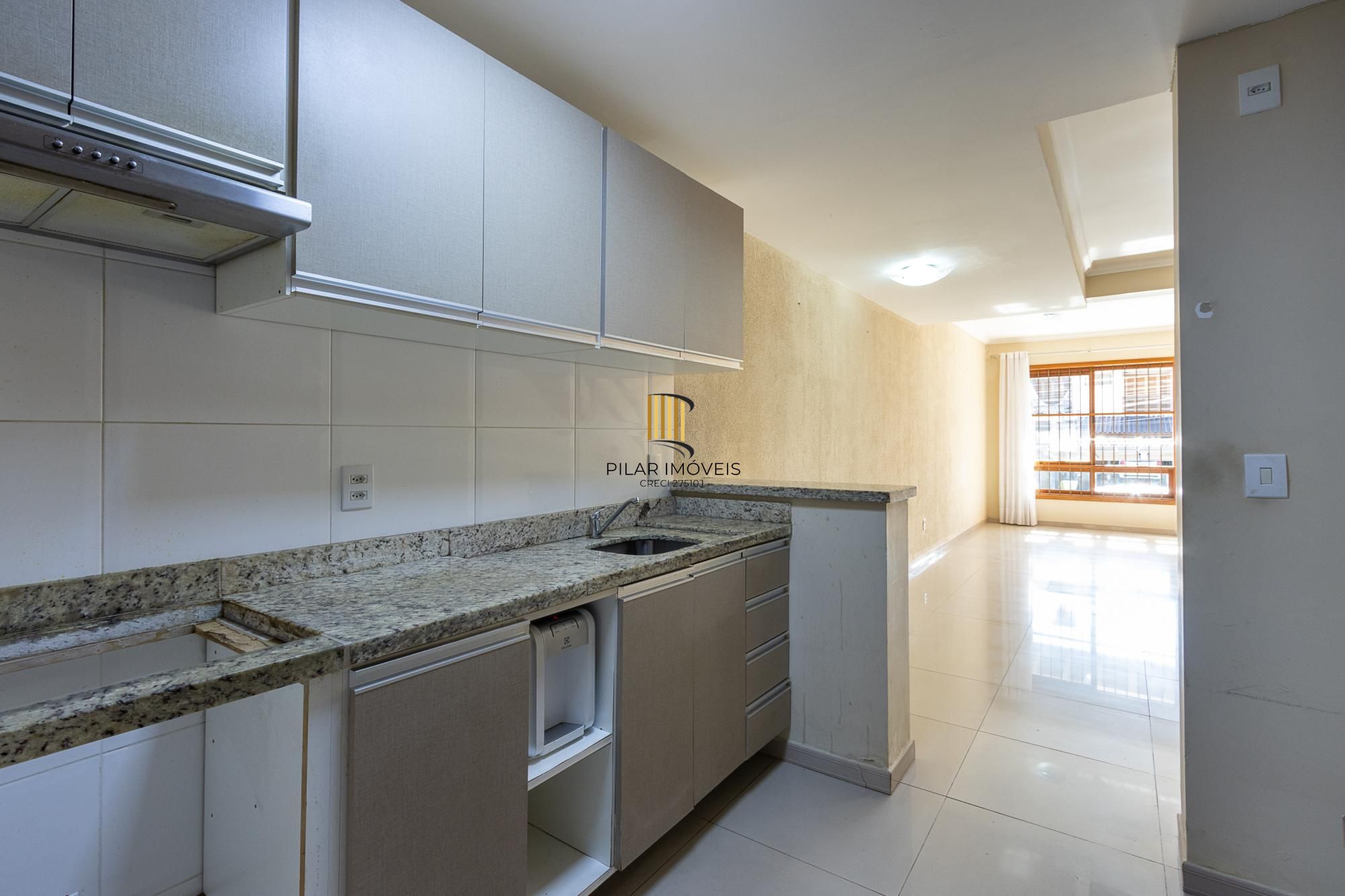 Casa para Venda - 135.78m², 3 dormitórios, sendo 3 suites, 1 vaga - Guarujá