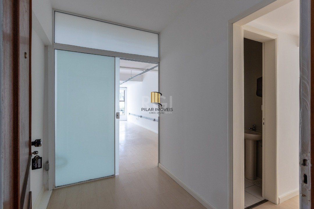 Conjunto/Sala para Venda - 83.48m², 0 dormitórios, Cidade Baixa