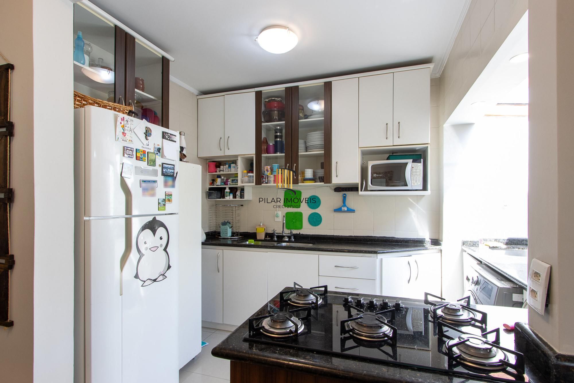 Casa em condominio com piscina