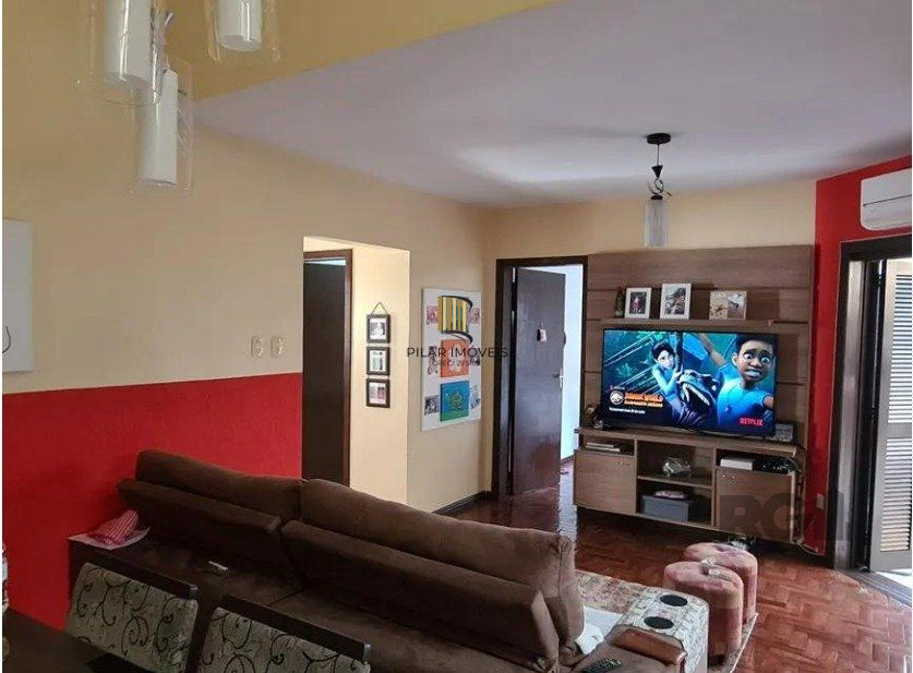 Casa 6 dormitórios no bairro Jardim São Pedro