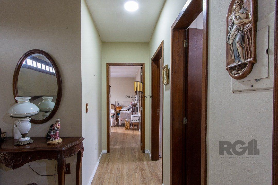 Casa 3 dormitórios no bairro Ipanema