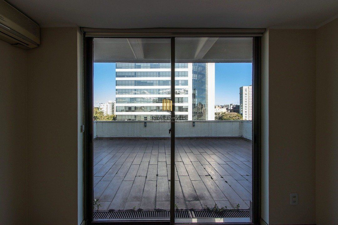Cobertura Comercial para Venda - 225,39m², 0 dormitórios, 3 vagas - Bela Vista