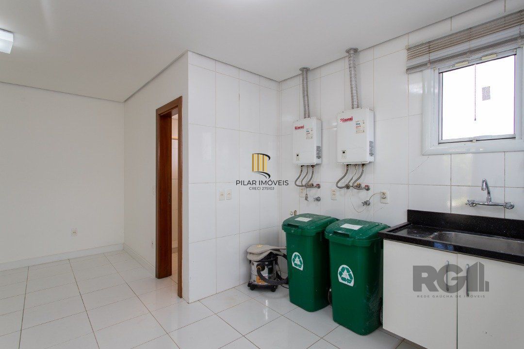 Casa  no condomínio Terra Ville , com aproximadamente 450m quadrados.
