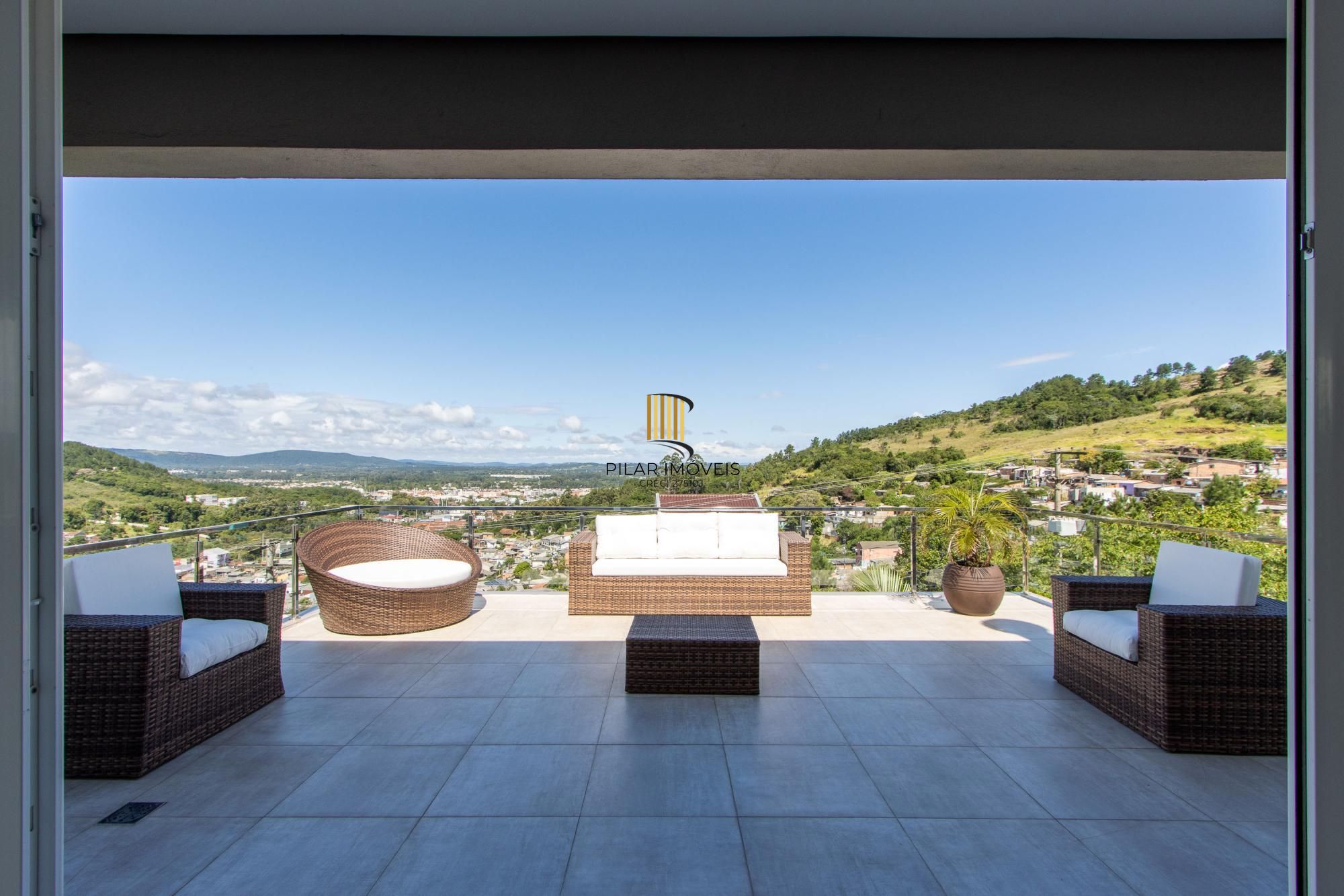Luxuosa Casa em Condomínio de Alto Padrão com vista para Guaiba