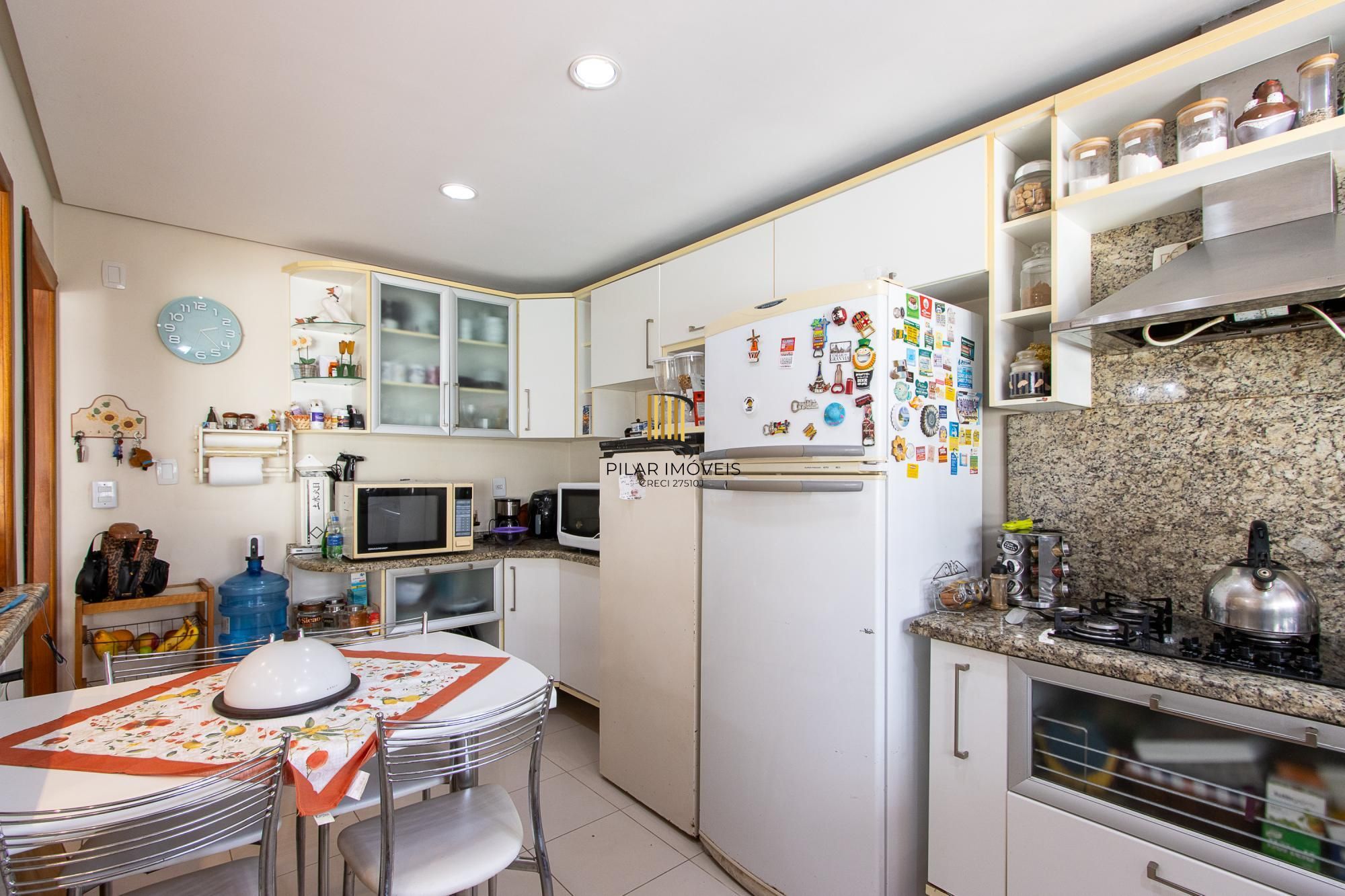 Casa de Condomínio 3 dormitórios no bairro Tristeza