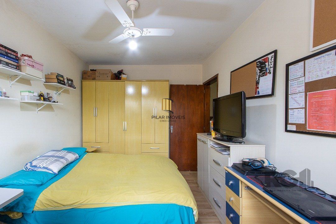 Casa 3 dormitórios no bairro Ipanema