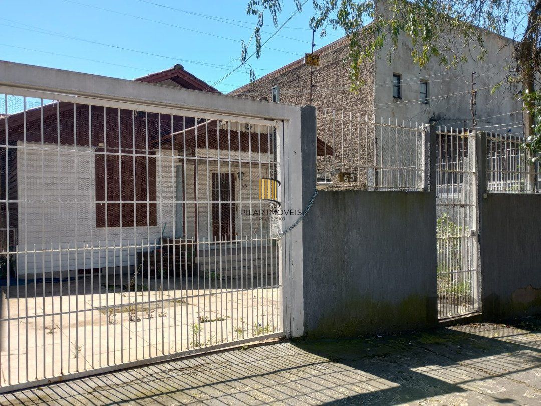 Casa 2 dormitórios no bairro Cavalhada