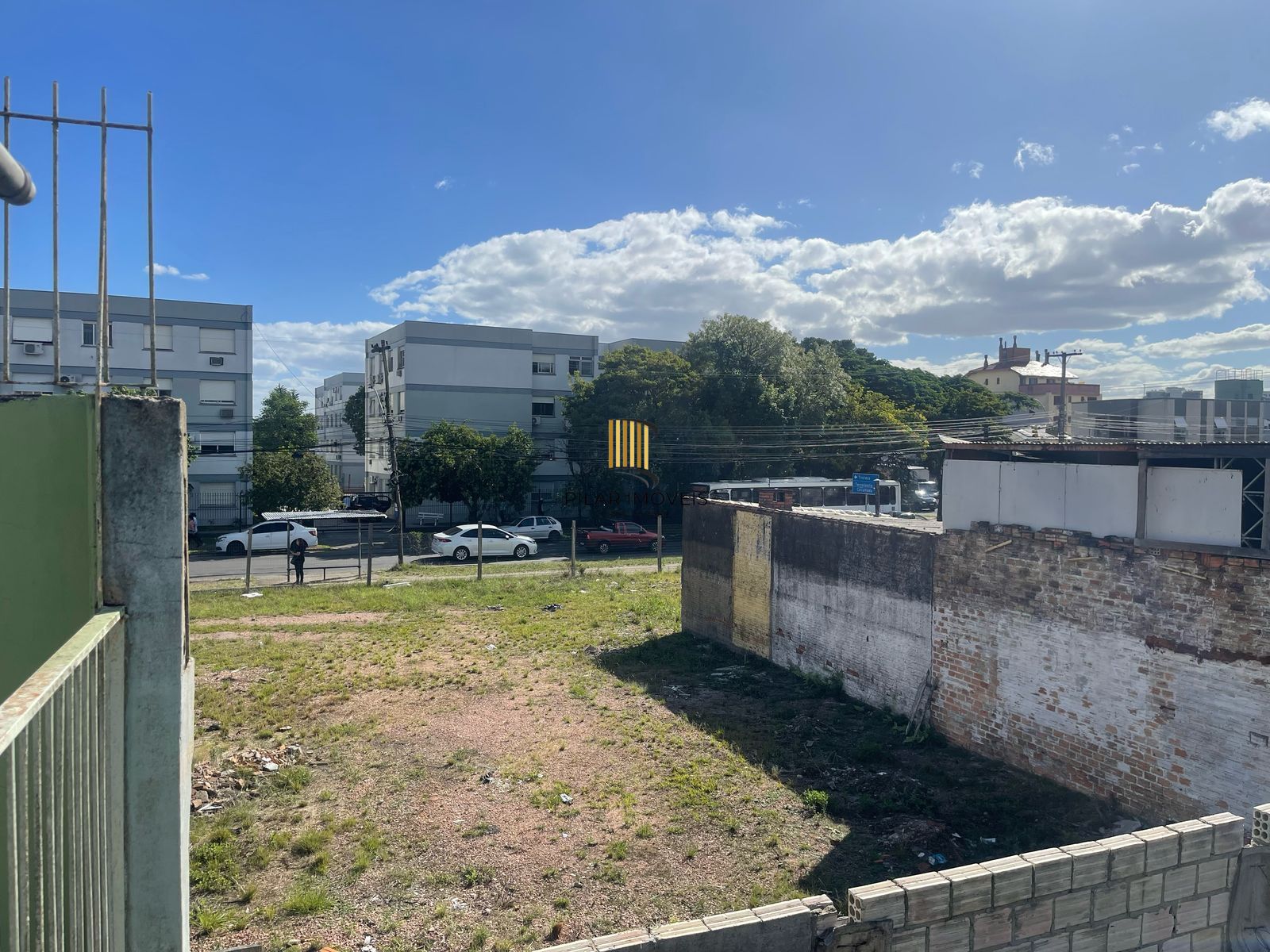 **Casa Residencial à Venda em Porto Alegre, Rio Grande do Sul**