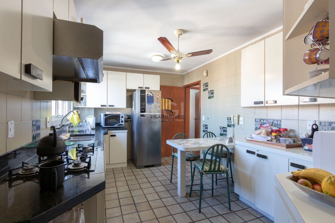 Apartamento para Venda - 139.1m², 3 dormitórios, sendo 1 suites, 2 vagas - Tristeza