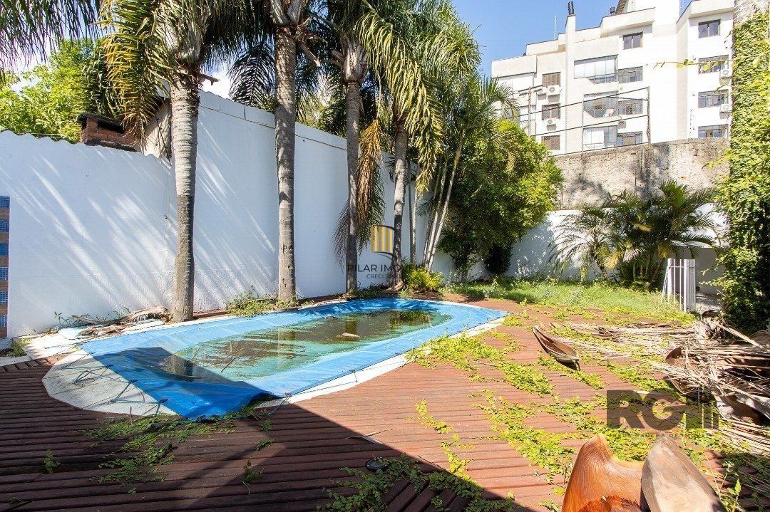 BELO SOBRADO, 3 QUARTOS, 1 SUITE, PISCINA, 320m² PRIVATIVOS - TRISTEZA