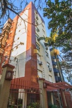 Apartamento 2 dormitórios com suíte e 2 vagas no Menino Deus