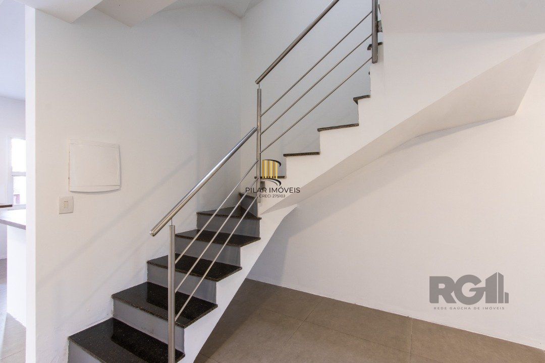Casa para Locação/Aluguel - 150m², 3 dormitórios, sendo 1 suites, 2 vagas - Aberta dos Morros