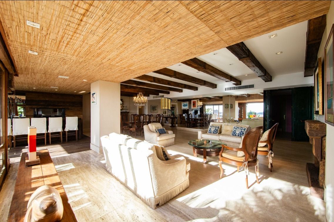 VISTA PERENE COM UM BELISSIMO POR DO SOL, 510M² NO BAIRRO MAIS ELEGANTE DE PORTO ALEGRE, MOINHOS DE VENTO