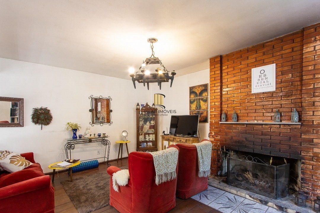 Casa para Venda - 572m², 5 dormitórios, sendo 1 suites, Cavalhada
