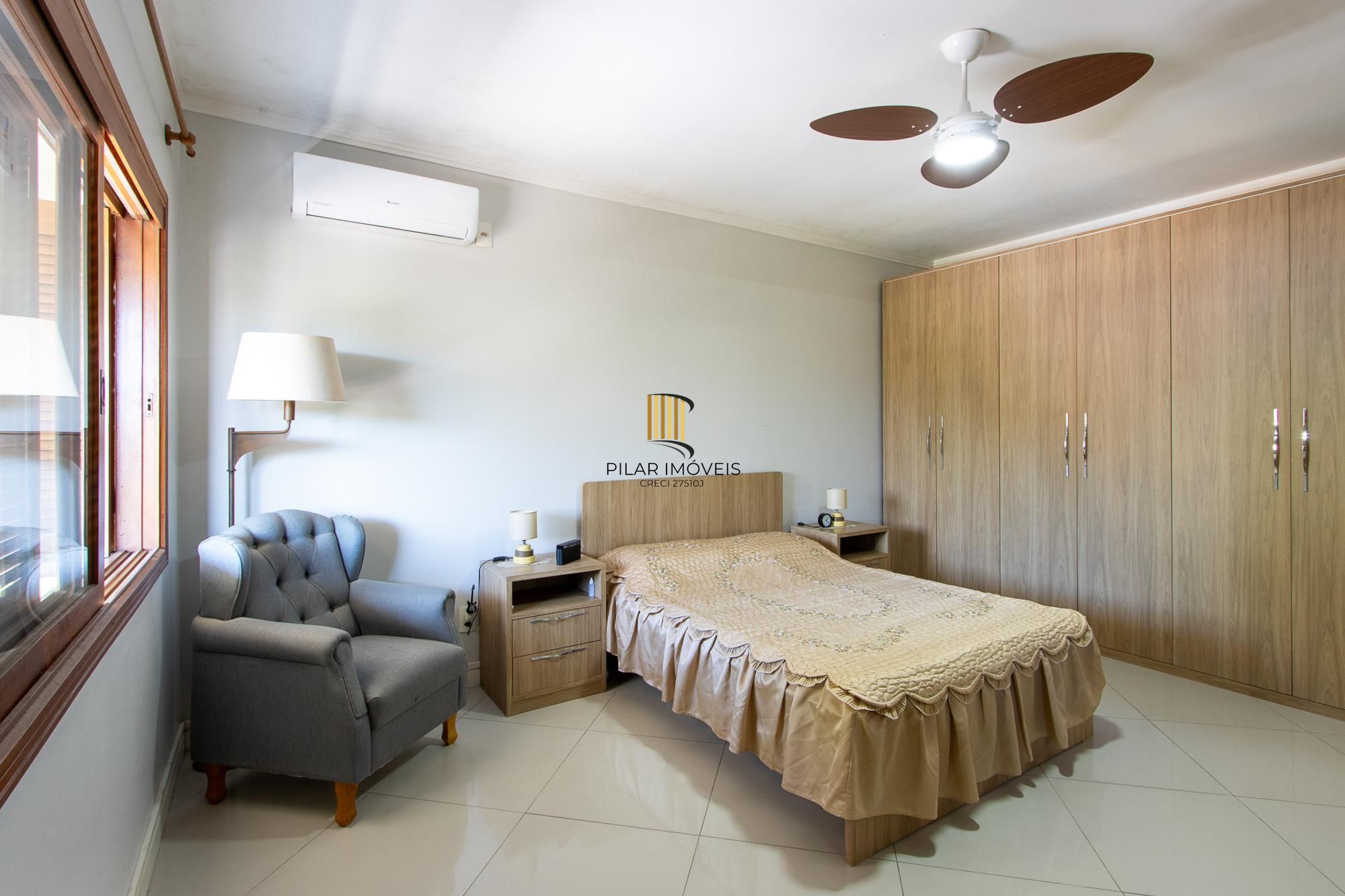 Casa Condominio  - 197m² de aréa nprivativa, 03 dormitórios 01 suites, 02 vagas - Tristeza