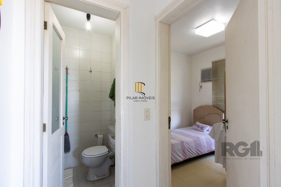 Casa deslumbrante vista do Guaiba, 3 dormitórios, sendo 1 suite master com closet e banheira de hidro com vista para o rio