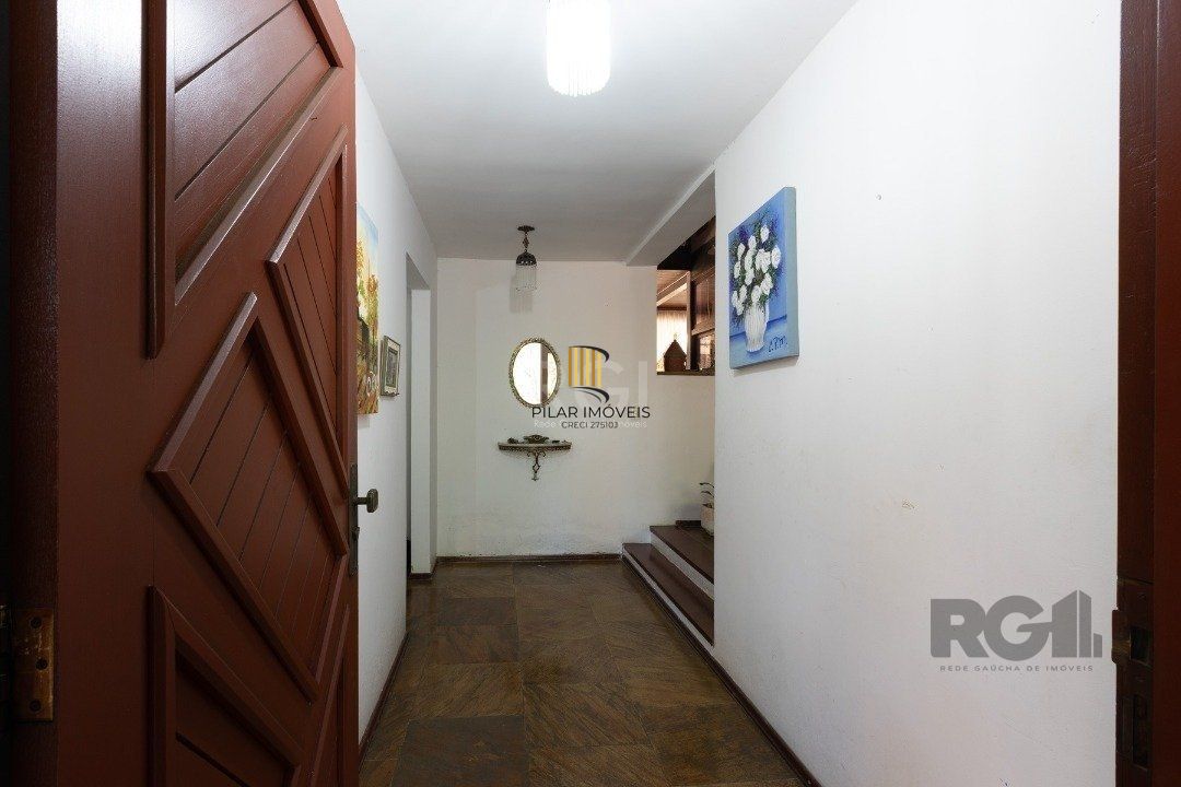 Casa 4 dormitórios no bairro Cristal