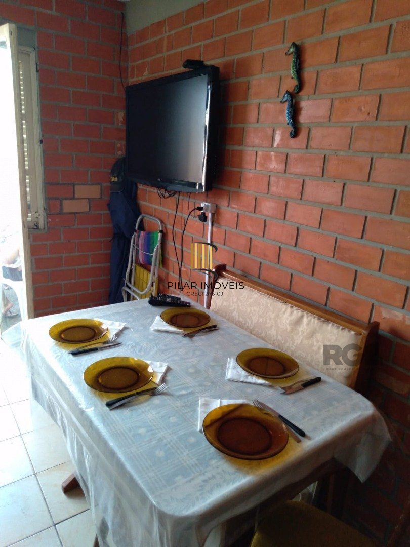 Sobrado 2 dormitórios no bairro Centro