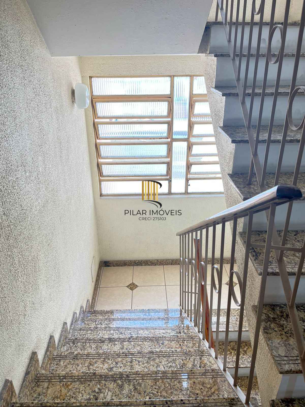 Apartamento 1 dormitório Bairro Cristal- 5 minutos Barra Shopping