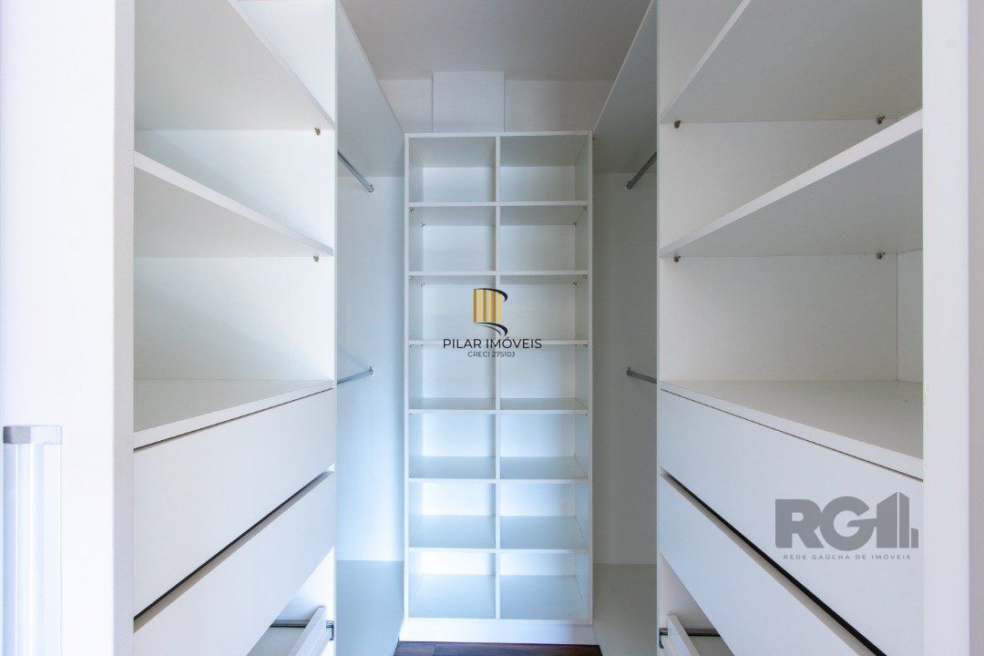 Apartamento 2 dormitórios no bairro Camaquã
