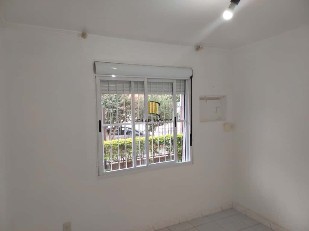 Apartamento Térreo com 2 Dormitórios, Garagem coberta e Pátio Individual!!