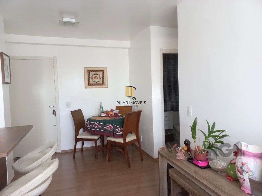 Apartamento 2 dormitórios no bairro Cristal