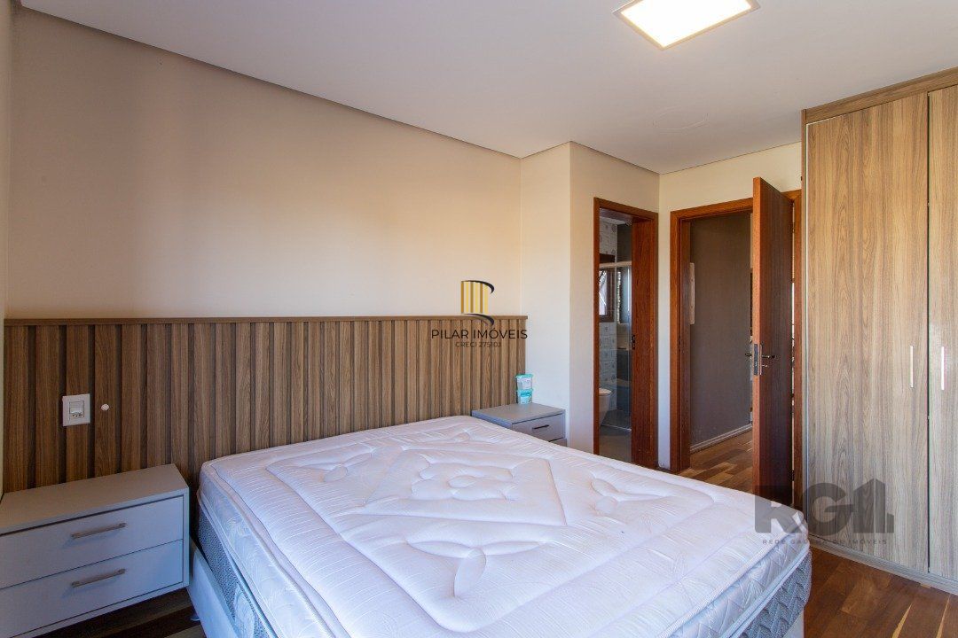Casa de Condomínio 4 dormitórios no bairro Belém Novo