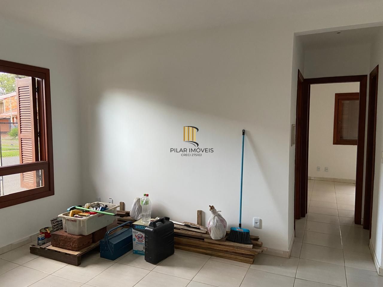 Casa 2 dormitórios no bairro Hípica