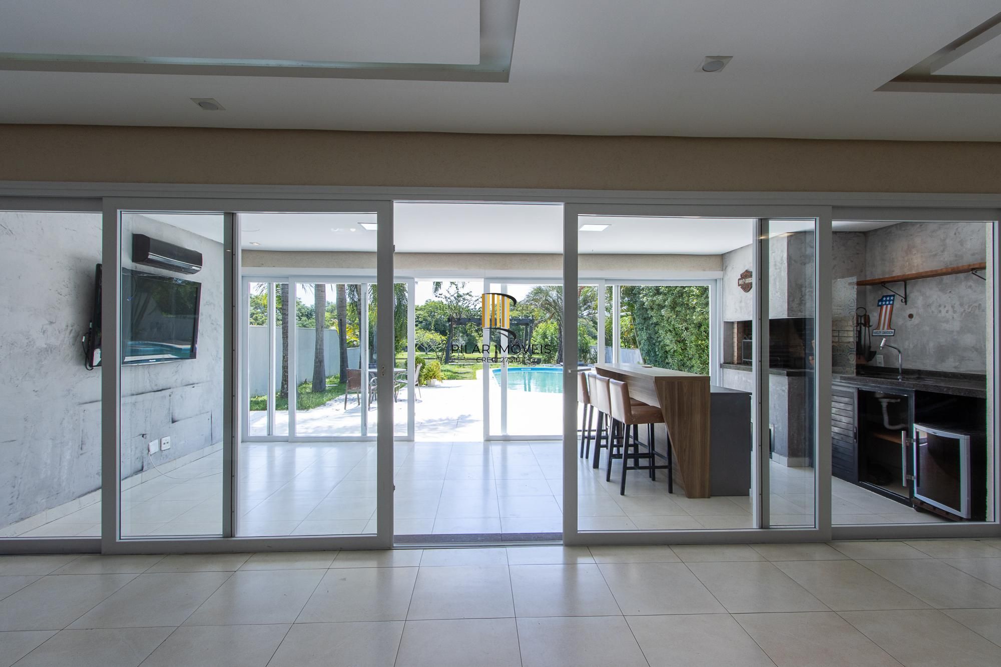 Casa de Condomínio 4 dormitórios no bairro Belém Novo