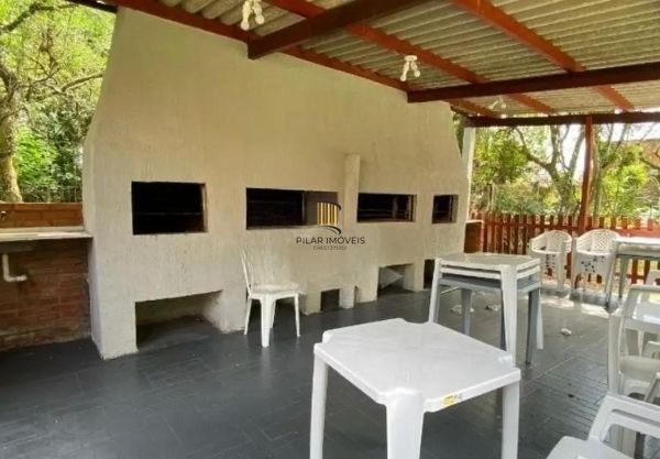 Apartamento 2 dormitórios no bairro Lomba do Pinheiro