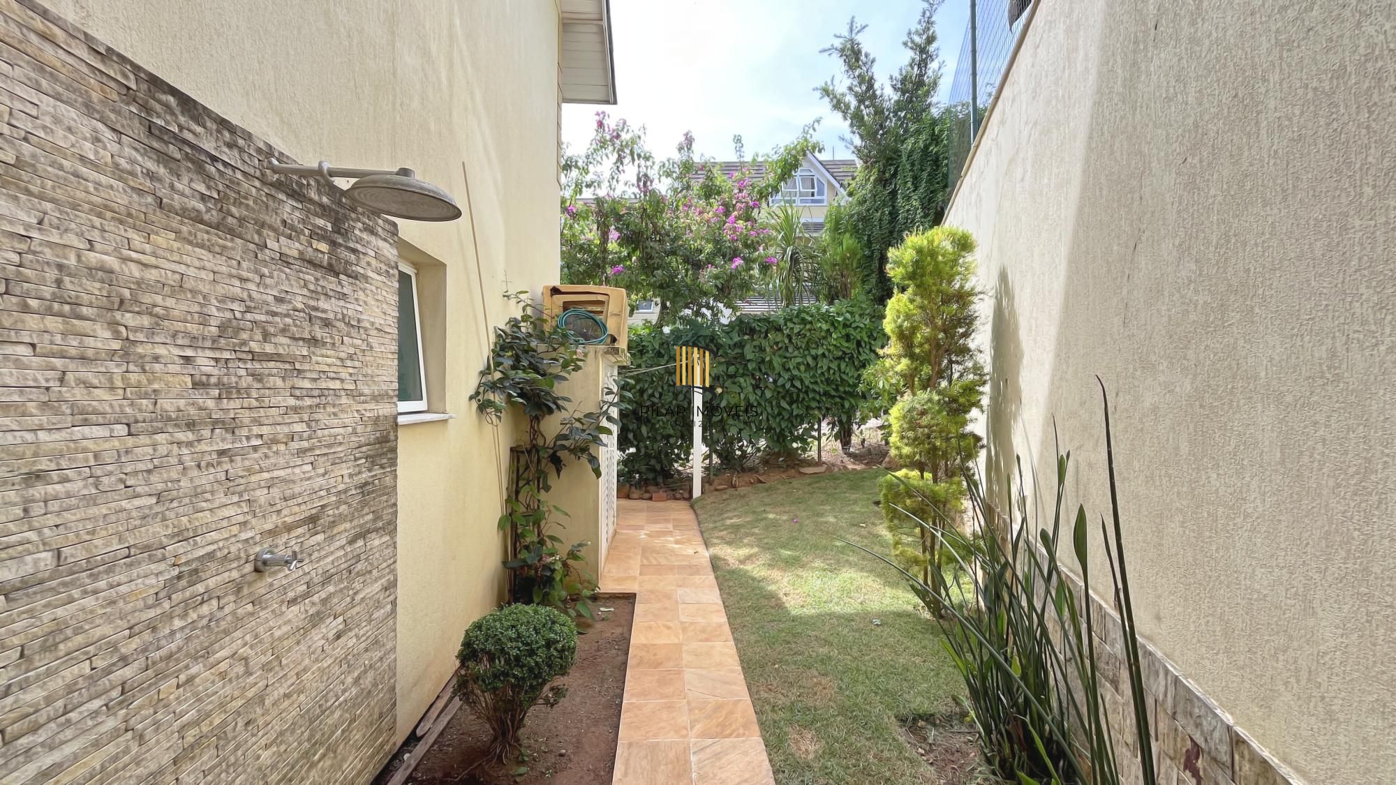 Casa em Condomínio com 3 quartos e 216m² à venda em Teresópolis, Porto Alegre.