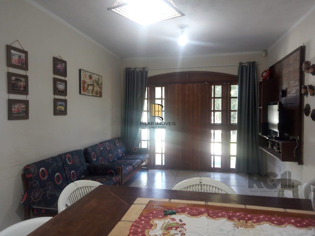 Casa 3 dormitórios no bairro Zona Norte