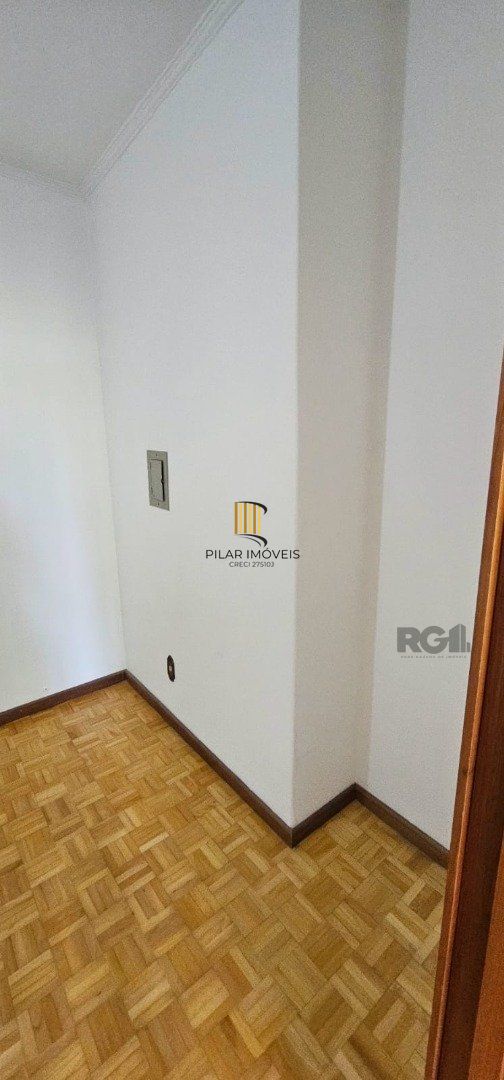 Casa 4 dormitórios no bairro Jardim Sabará