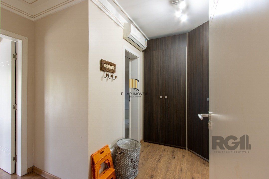 Casa 3 dormitórios no bairro Nonoai