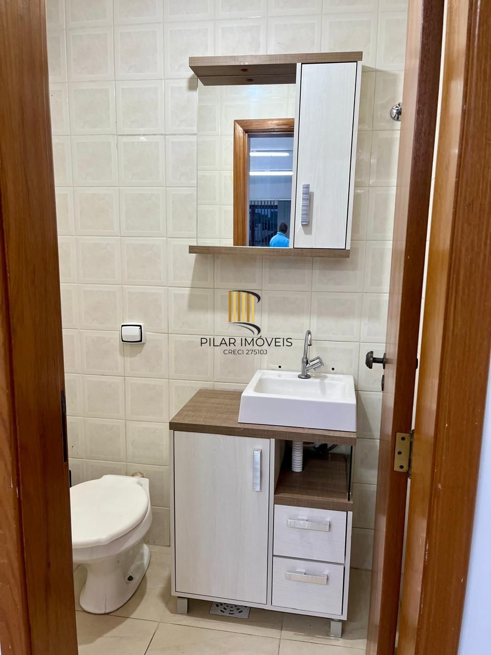 SALA COMERCIAL PARA LOCAÇÃO NO BAIRRO SÃO GERALDO - PISO CERÂMICO -  01 LAVABO - 33m² DE ÁREA PRIVATIVA