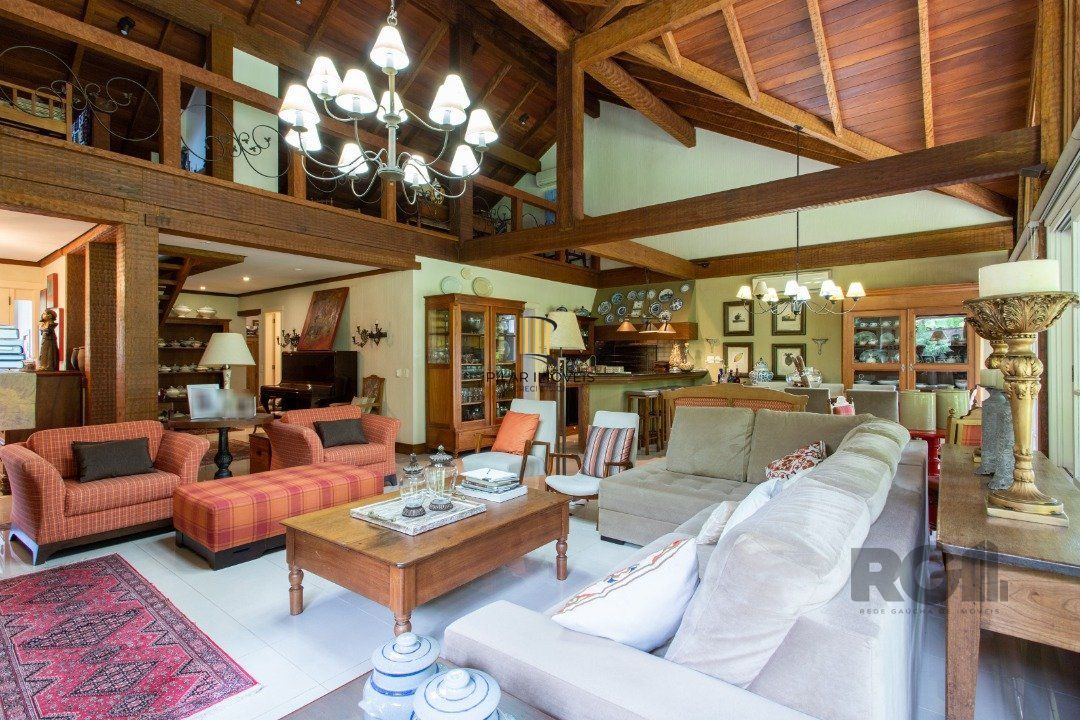 Casa Condominio para Venda - 380m², 3 dormitórios, sendo 3 suites, 6 vagas - Terra Ville
