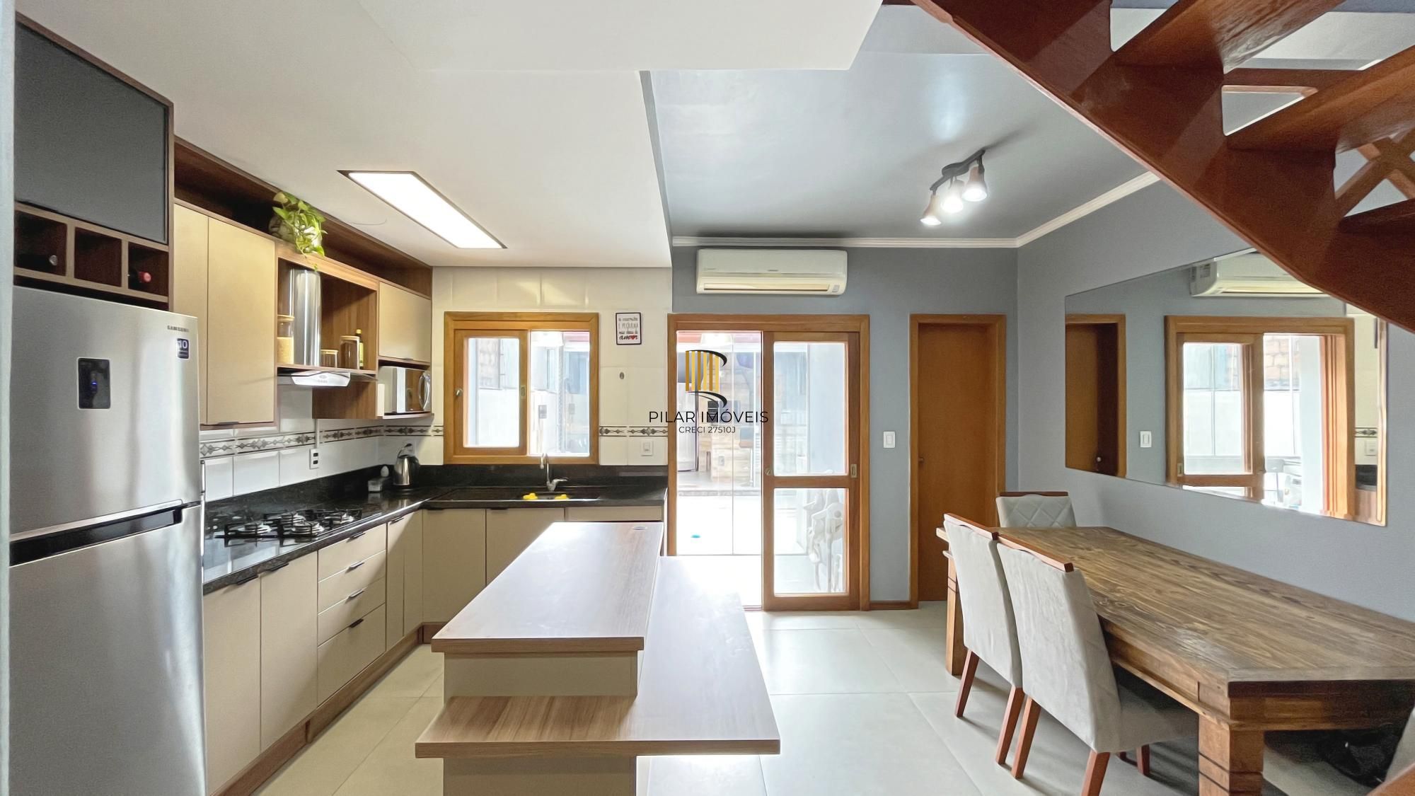 Casa 2 dormitórios no bairro Aberta dos Morros