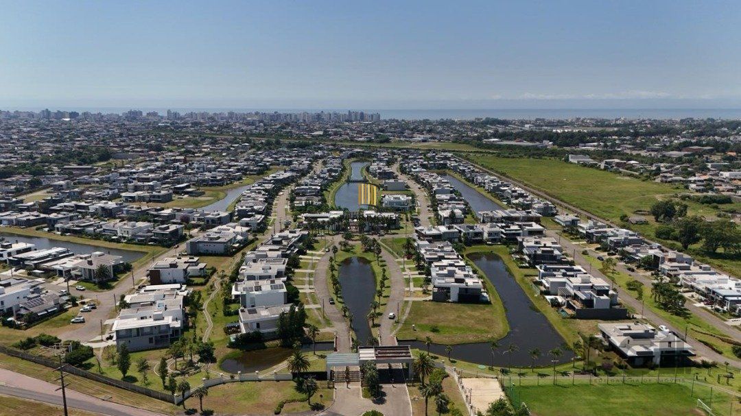Casa de Condomínio 5 dormitórios no bairro Centro