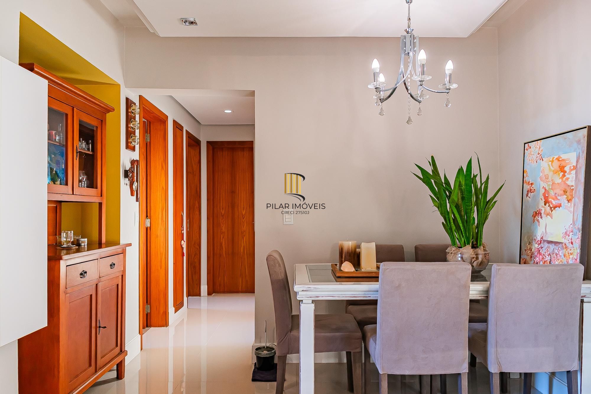 Apartamento de 97m² privativos com 3 dormitórios e 2 vagas