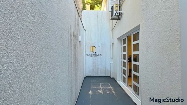 Casa em Condomínio na Pedra Redonda | 4 Dormitórios | 297m² | 4 Vagas | Solar Biarritz