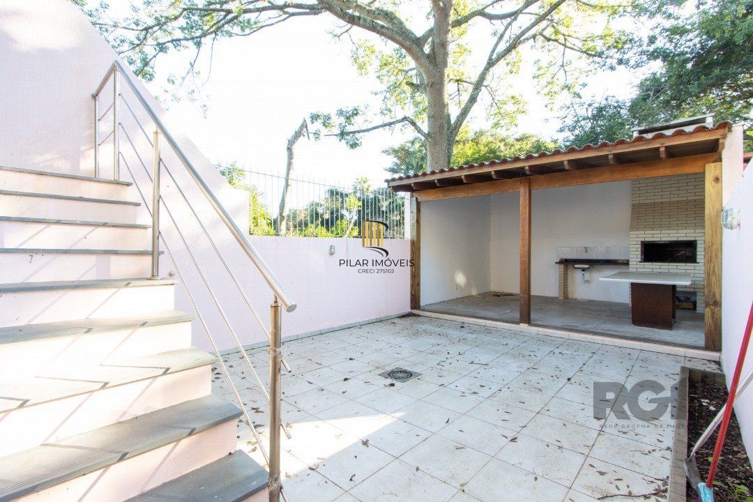 Casa 3 dormitórios no bairro Espírito Santo