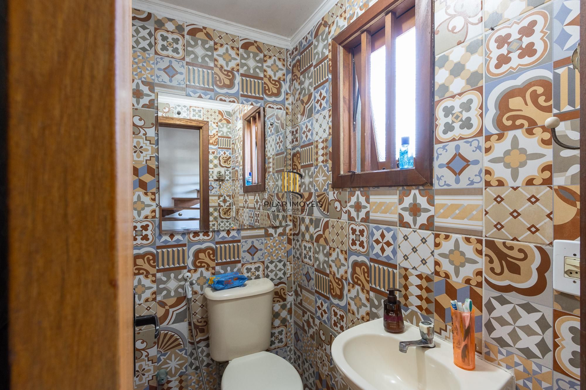 **Imóvel Espetacular em Condomínio Fechado em Ipanema, Porto Alegre**