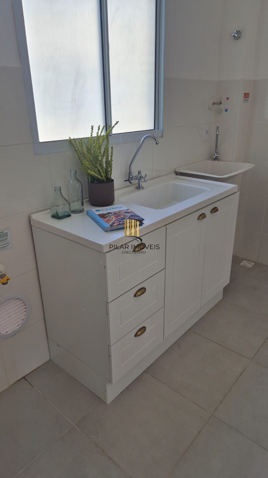 Apartamento 2 dormitórios no bairro Restinga