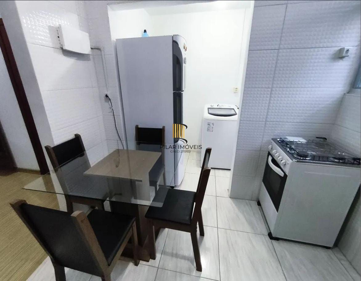 Apartamento 2 dormitórios no bairro Camaquã