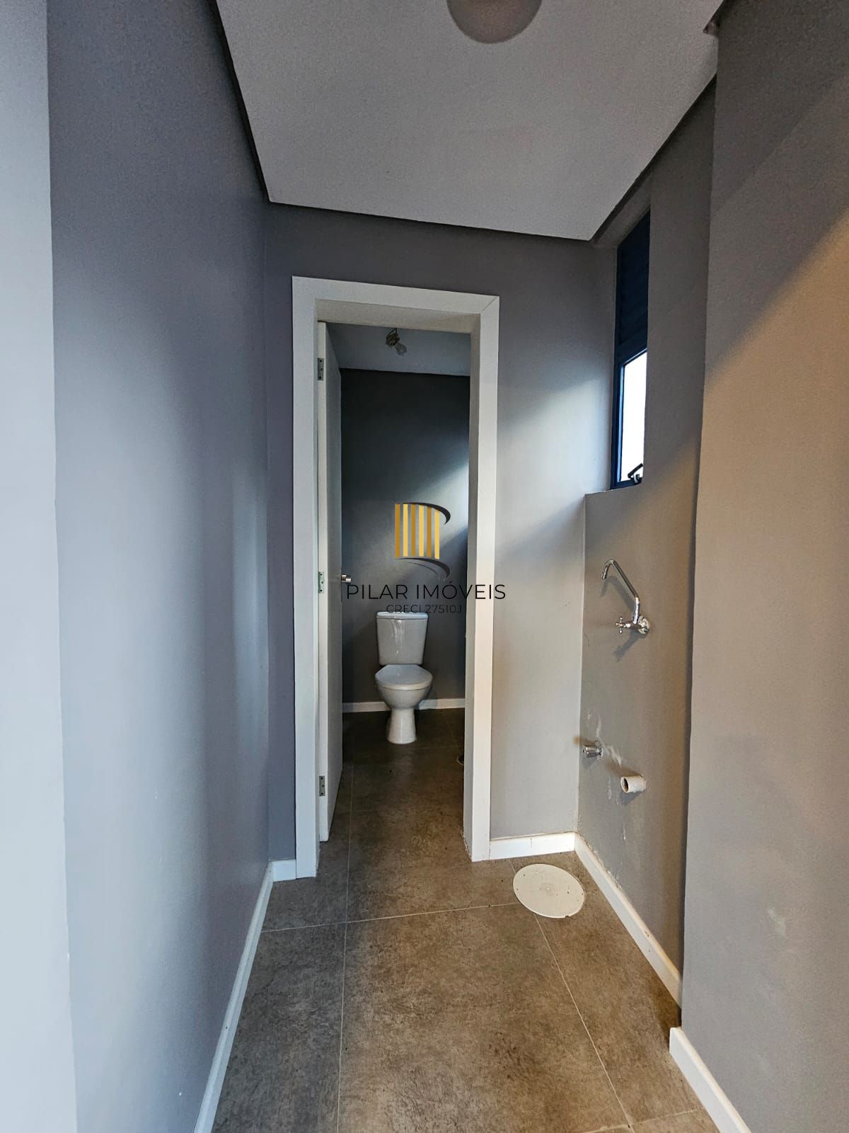 Conjunto comercial na Mostardeiro