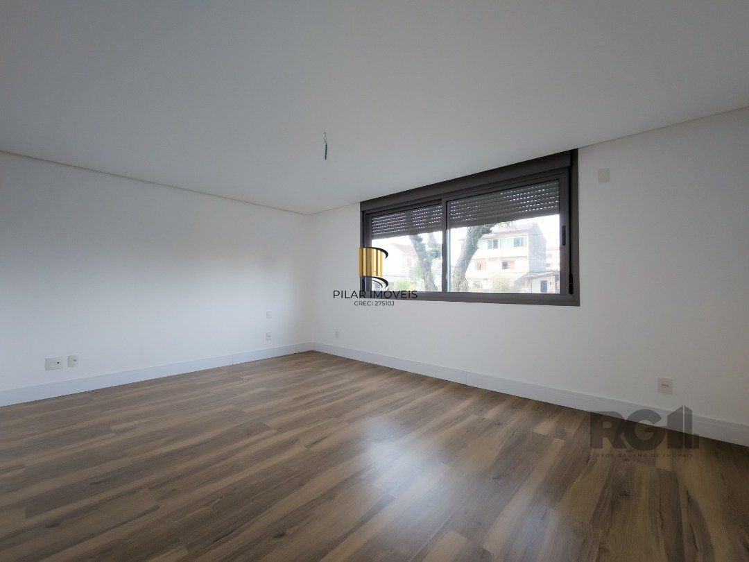 Apartamento com 145m² e 3 dormitórios no bairro Tristeza em PORTO ALEGRE para Comprar